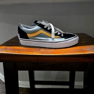 Vans Men's Black and Yellow Sneakers